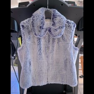 Light blue with darker blue inner hairs.Faux fur short vest. Medium/42” bust new